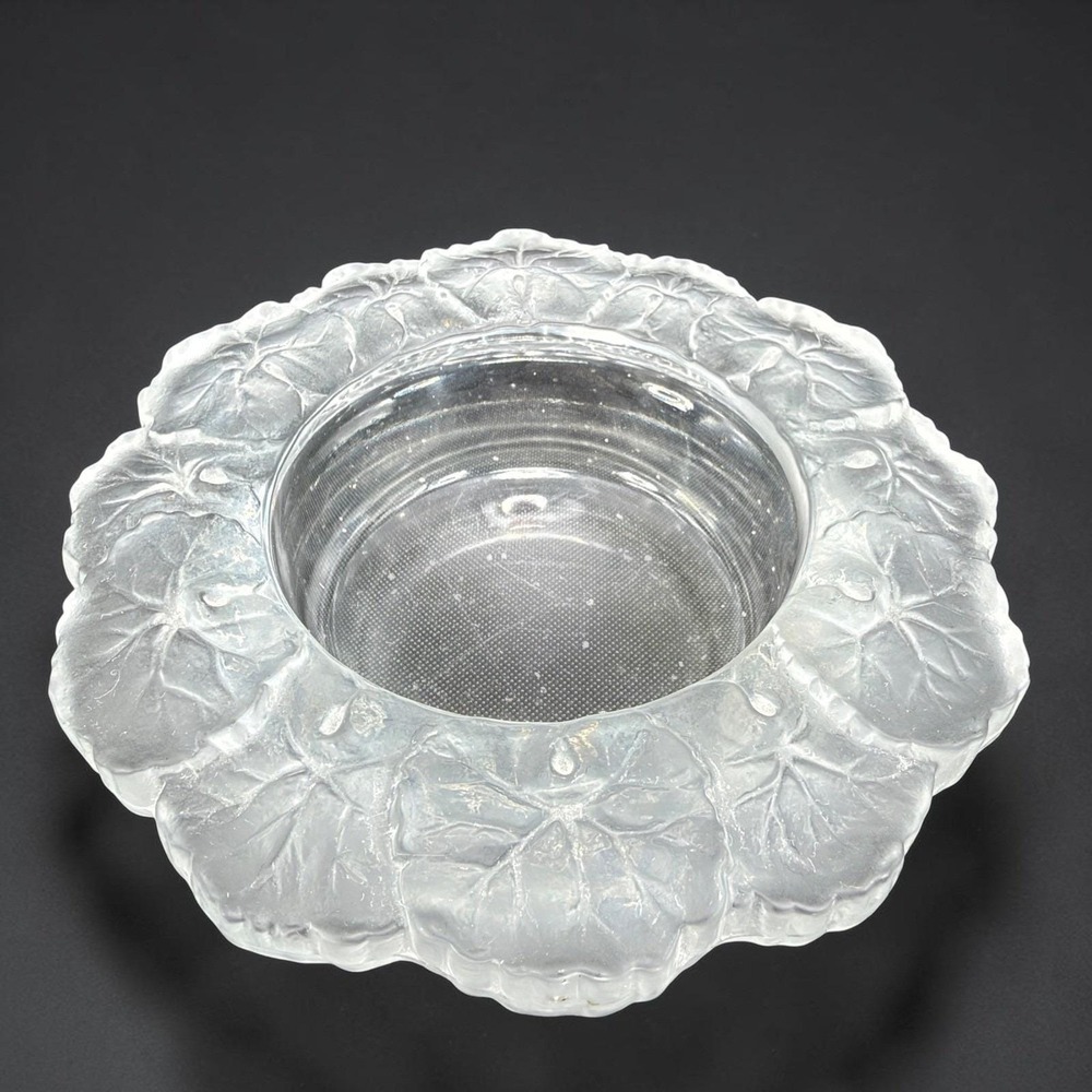 Lalique Honfleur Frosted Crystal Geranium Leaf Bowl 6 Inch Unsigned French Glass